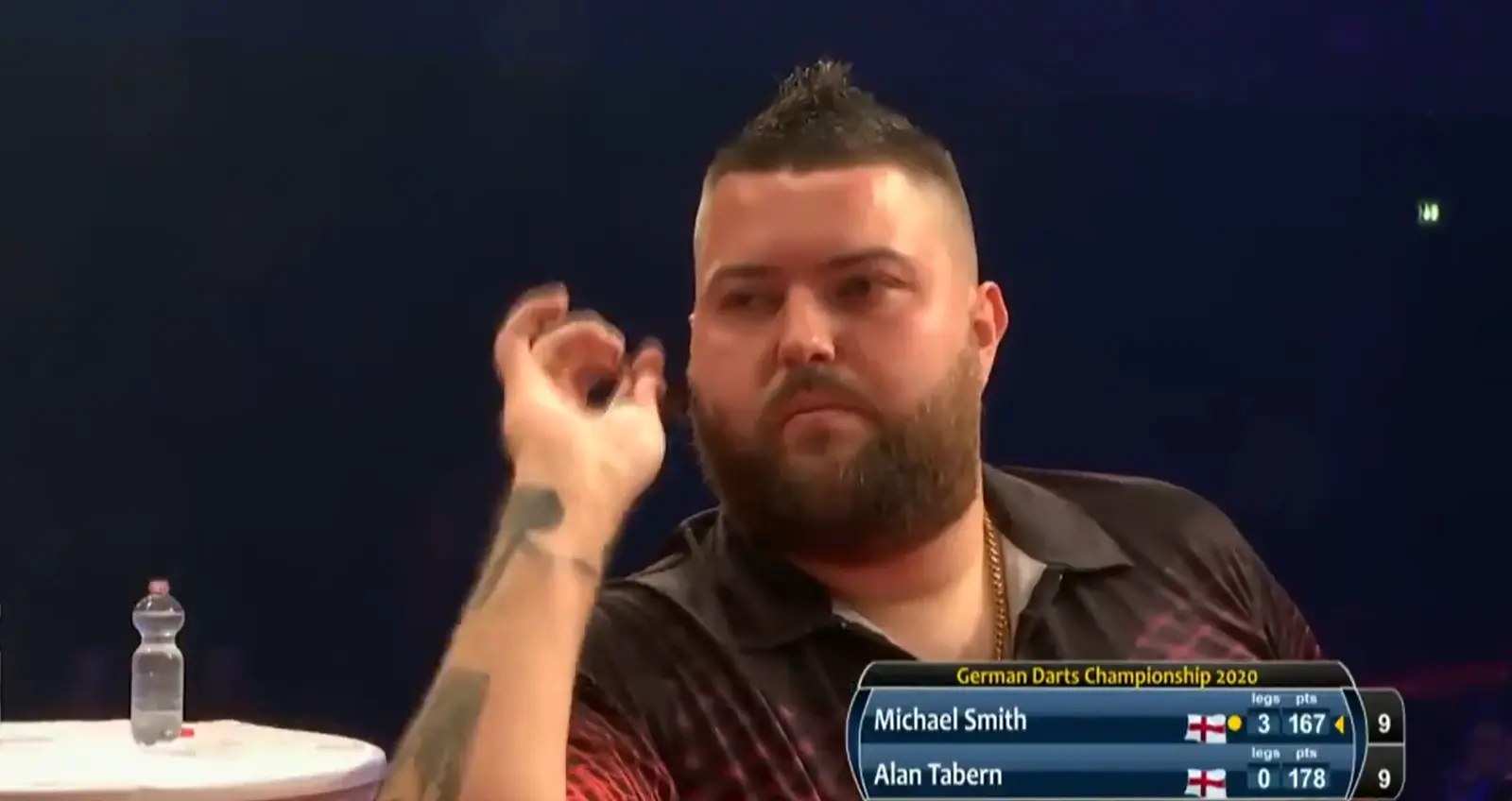 2020 09 26 00 07 13 PDC Darts op Twitter  167 FINISH 🔥 WOW! Michael Smith is putting on a show for 5f6e6b3f88e54